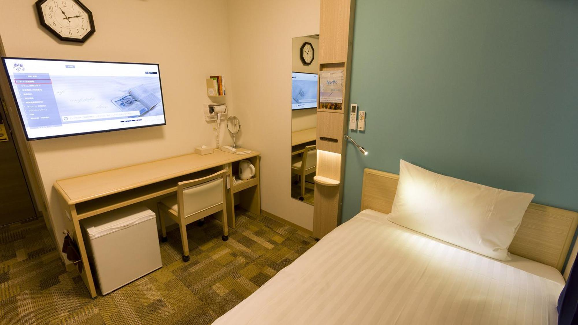 Toyoko Inn Tokyo Keio-Sen Higashi-Fuchu-Eki Kita-Guchi Room photo