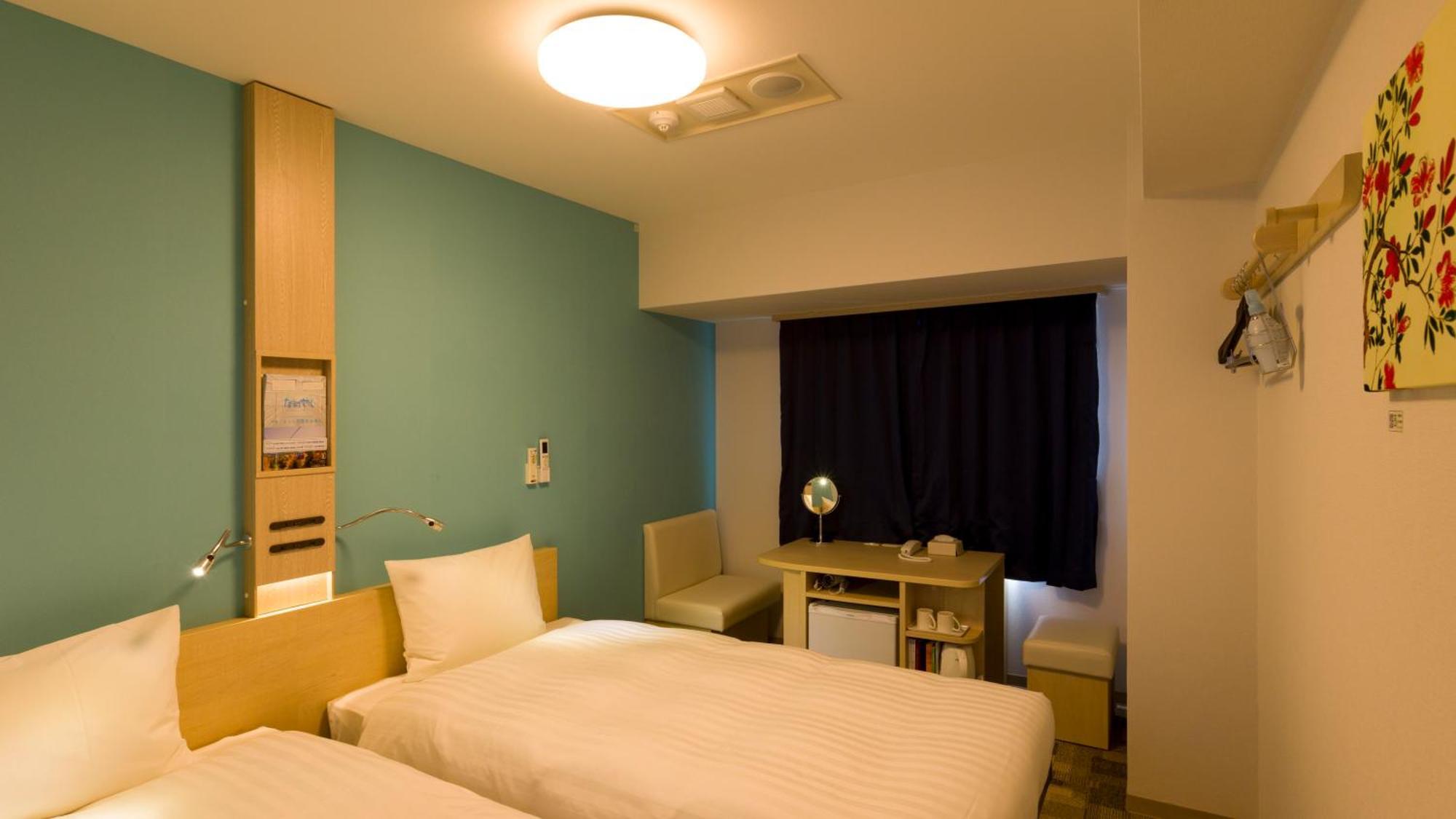 Toyoko Inn Tokyo Keio-Sen Higashi-Fuchu-Eki Kita-Guchi Room photo